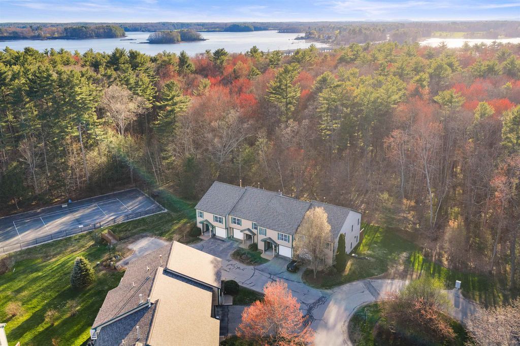 24 Deborah Lane, Dover, NH 03820