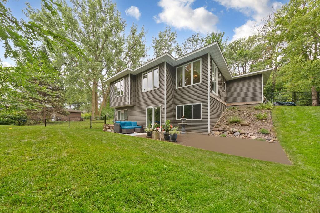 8492 210th Street E, Prior Lake, MN 55372 — photo 3