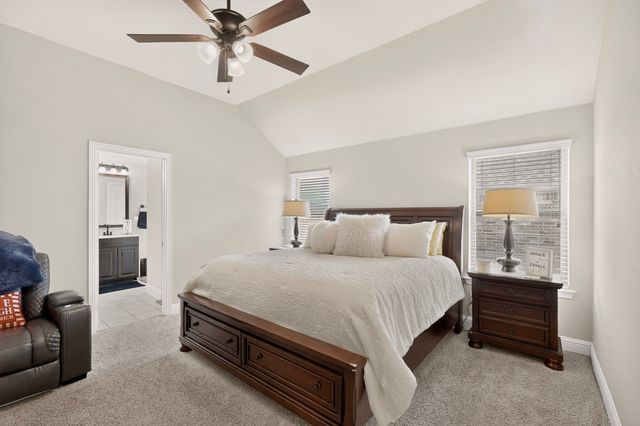 101 Loving Trail, Justin, TX 76247