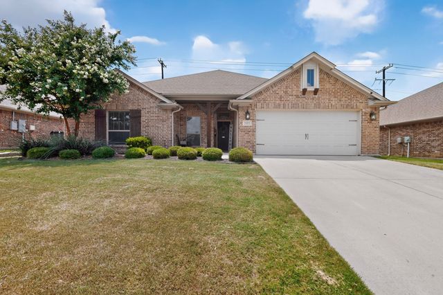 101 Loving Trail, Justin, TX 76247