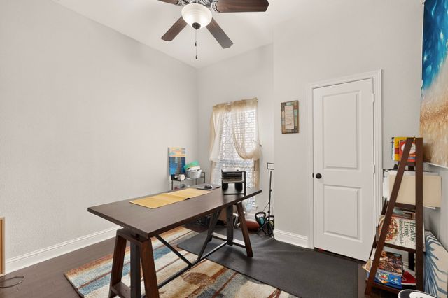 101 Loving Trail, Justin, TX 76247