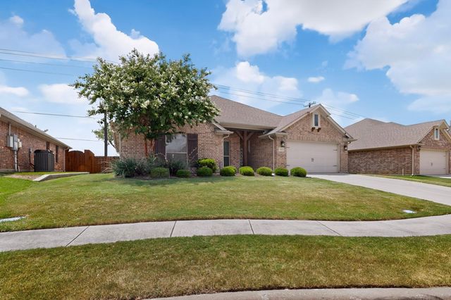 101 Loving Trail, Justin, TX 76247