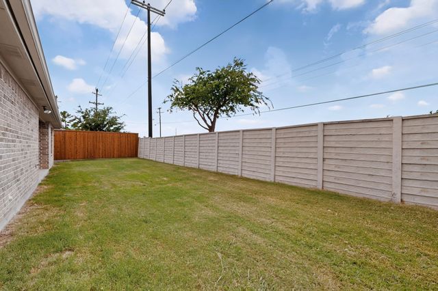 101 Loving Trail, Justin, TX 76247