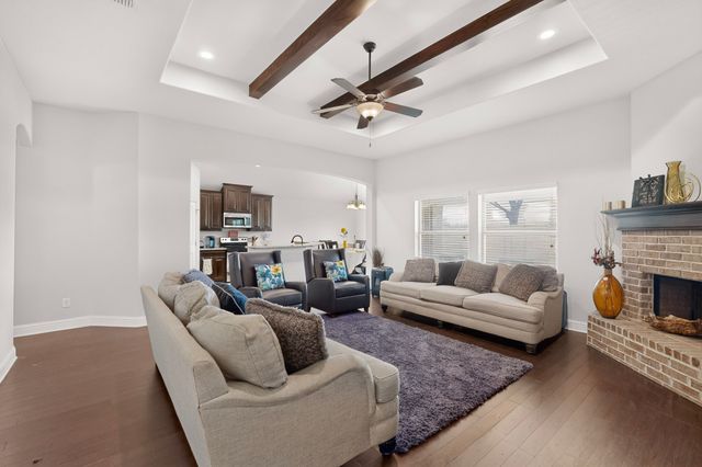 101 Loving Trail, Justin, TX 76247