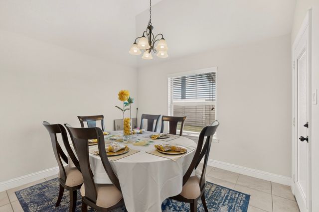 101 Loving Trail, Justin, TX 76247