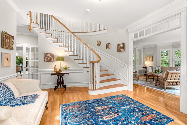 2 Rolling Woods Drive, Bedford, NH 03110