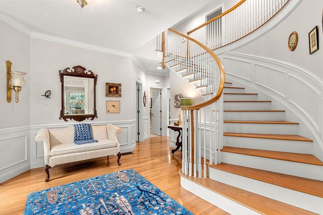 2 Rolling Woods Drive, Bedford, NH 03110
