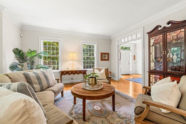 2 Rolling Woods Drive, Bedford, NH 03110