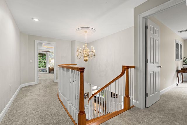 2 Rolling Woods Drive, Bedford, NH 03110