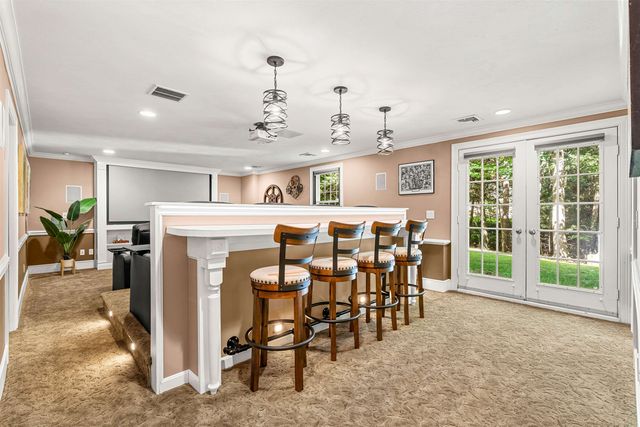 2 Rolling Woods Drive, Bedford, NH 03110