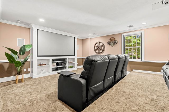 2 Rolling Woods Drive, Bedford, NH 03110