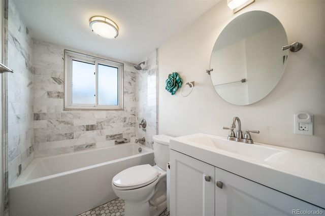 33 N Corona Street 205, Denver, CO 80218