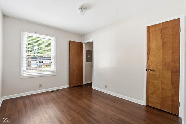 2844 Canterbury Lane, Indianapolis, IN 46220