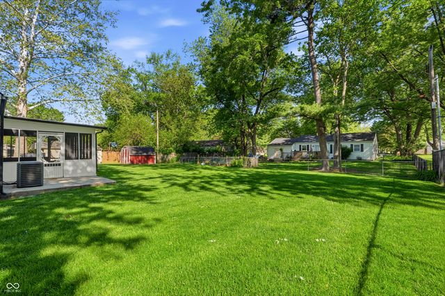 2844 Canterbury Lane, Indianapolis, IN 46220