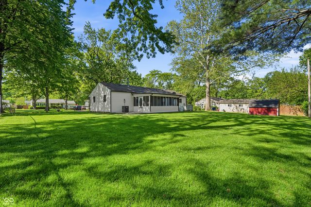 2844 Canterbury Lane, Indianapolis, IN 46220