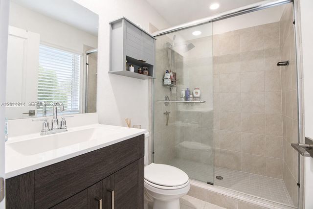 2382 SE 10th St, Homestead, FL 33035