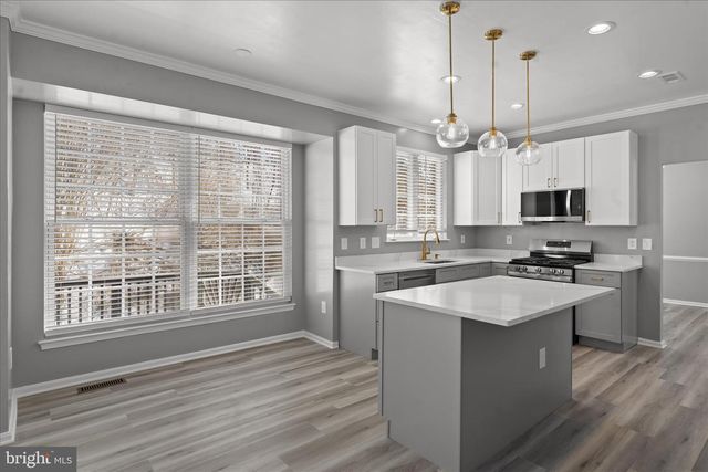 3108 TULIP TREE PL, Dumfries, VA 22026