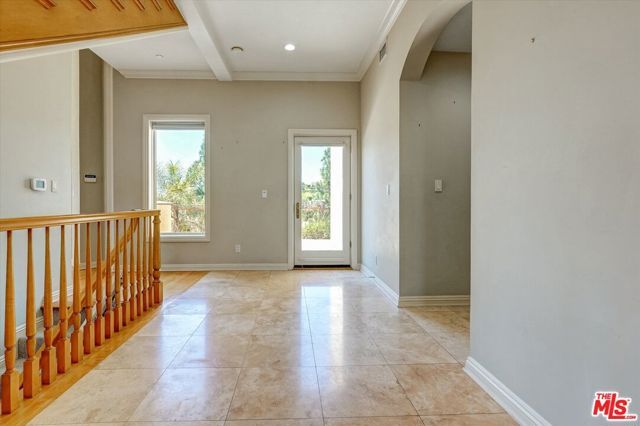 1248 E Tujunga Avenue, Burbank, CA 91501