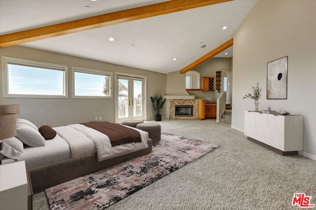 1248 E Tujunga Avenue, Burbank, CA 91501