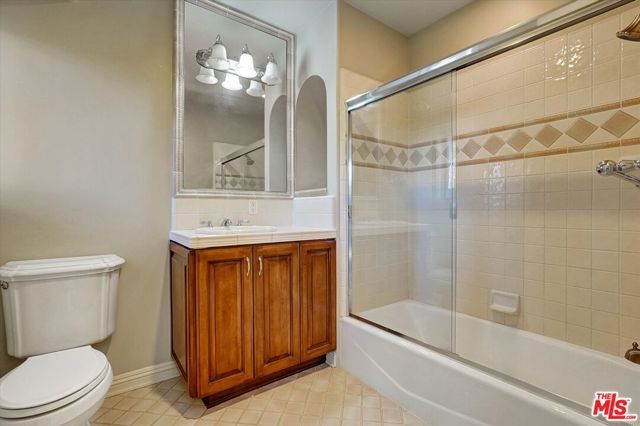 1248 E Tujunga Avenue, Burbank, CA 91501