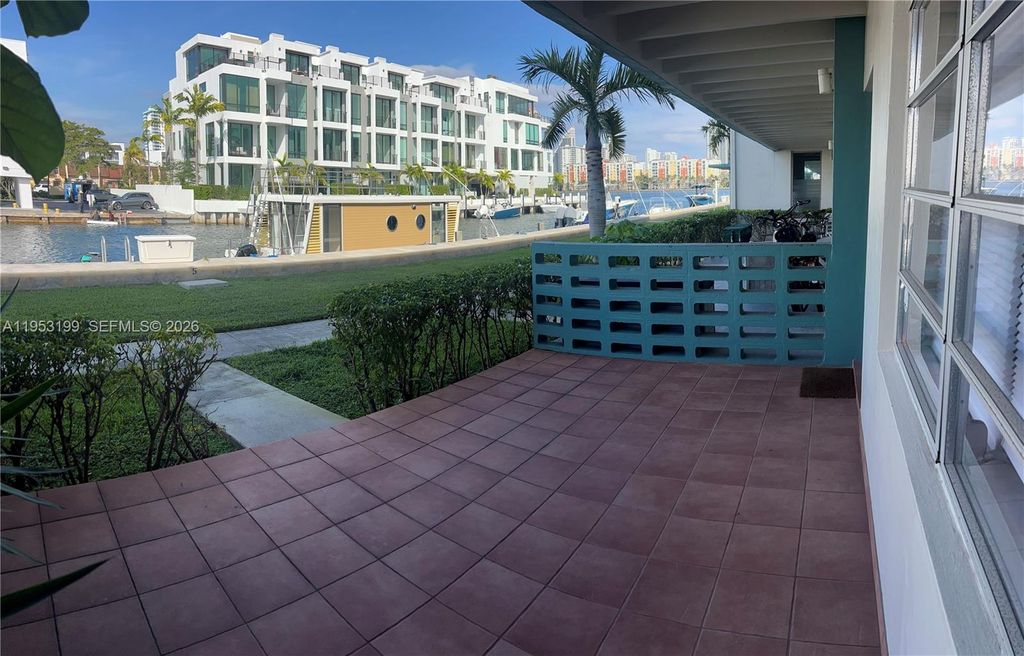 3923 NE 166th St N-106, North Miami Beach, FL 33160