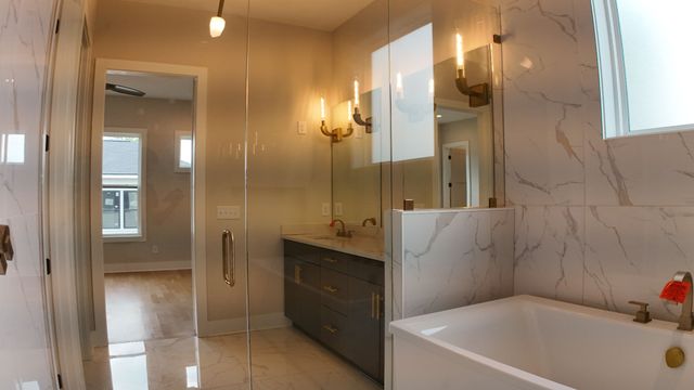 1042 Scovel St A, Nashville, TN 37208