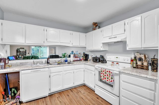 506 E Ellis St, Jefferson City, TN 37760