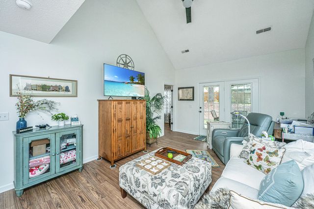 110 Greyson Circle, Goose Creek, SC 29445