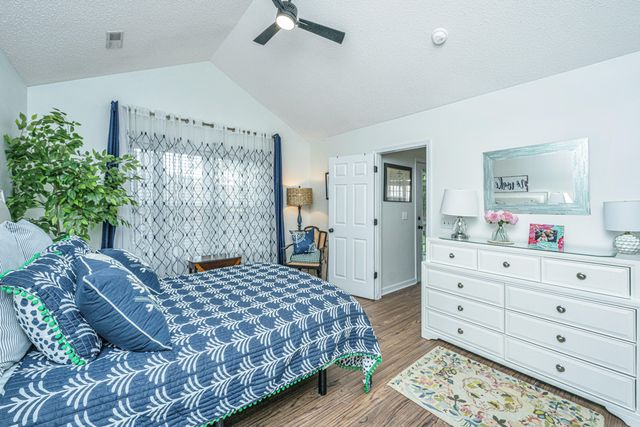 110 Greyson Circle, Goose Creek, SC 29445