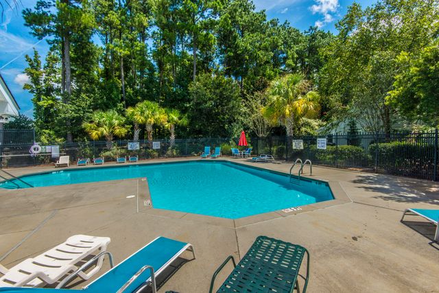 110 Greyson Circle, Goose Creek, SC 29445