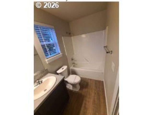 2917 FRUIT VALLEY Rd, Vancouver, WA 98660