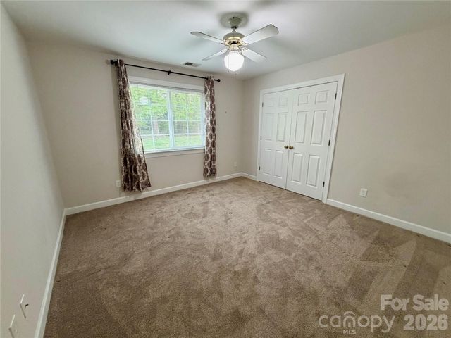 5954 Rathlin Court NW, Concord, NC 28027