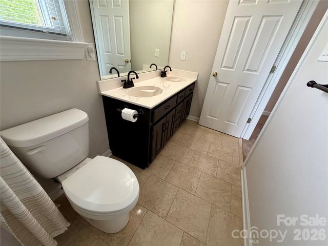 5954 Rathlin Court NW, Concord, NC 28027