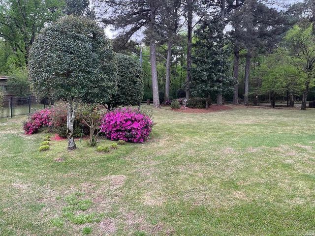 270 Housley Pt Apt F, Hot Springs, AR 71913