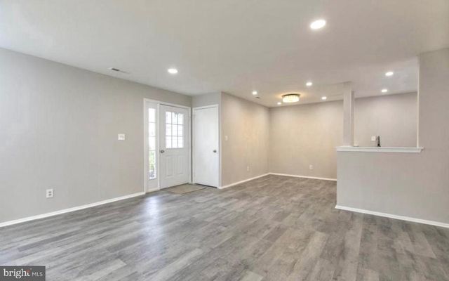 405 QUAIL RD, Marlton, NJ 08053