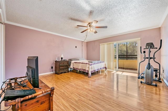 13612 S VILLAGE DRIVE 212, Tampa, FL 33618