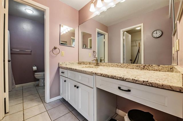 13612 S VILLAGE DRIVE 212, Tampa, FL 33618