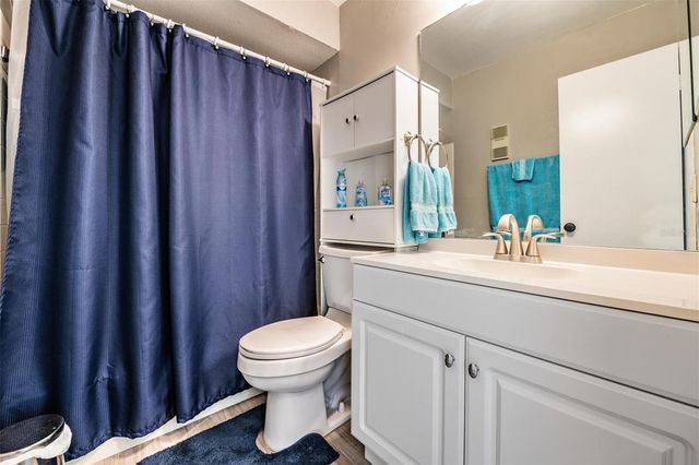 13612 S VILLAGE DRIVE 212, Tampa, FL 33618