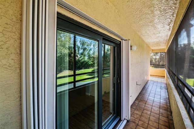 13612 S VILLAGE DRIVE 212, Tampa, FL 33618