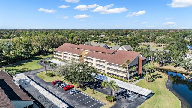 13612 S VILLAGE DRIVE 212, Tampa, FL 33618