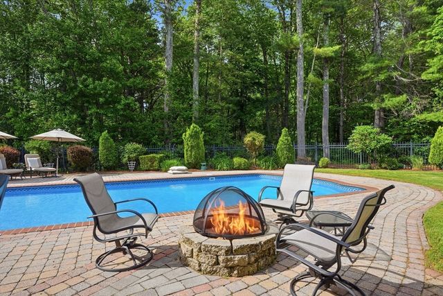 18 Downing Dr, Norton, MA 02766