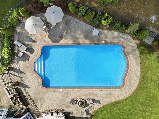 18 Downing Dr, Norton, MA 02766