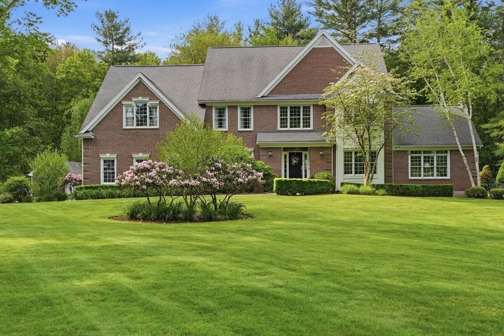 18 Downing Dr, Norton, MA 02766