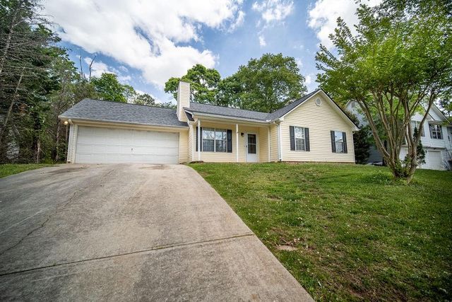 1059 Bridle Creek Drive, Flowery Branch, GA 30542