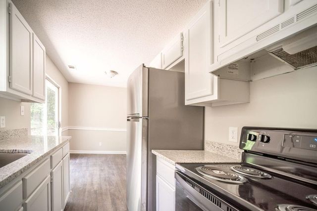 1059 Bridle Creek Drive, Flowery Branch, GA 30542