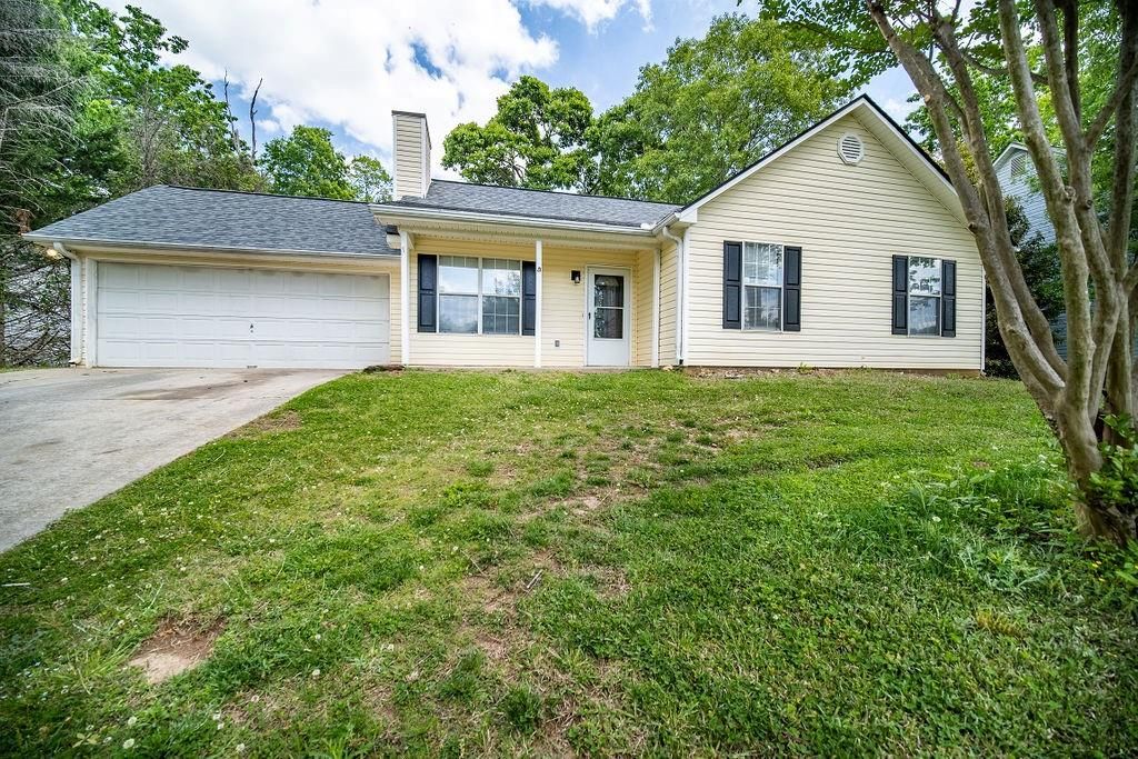 1059 Bridle Creek Drive, Flowery Branch, GA 30542