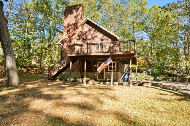 421 Kitemaug Road, Montville, CT 06382