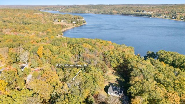 421 Kitemaug Road, Montville, CT 06382