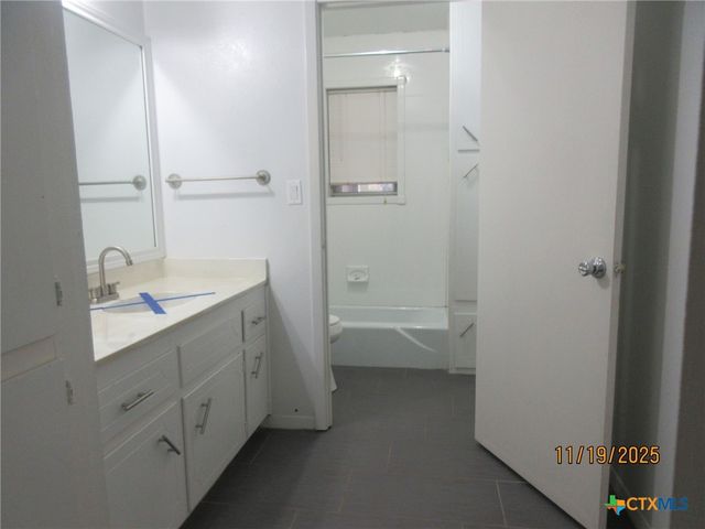 606 E 12th Avenue, Belton, TX 76513