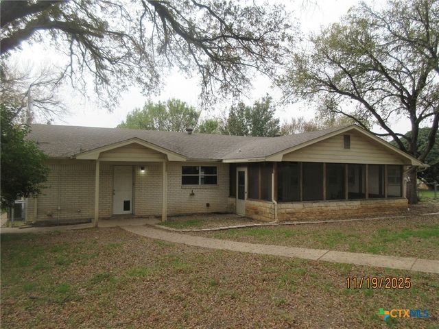 606 E 12th Avenue, Belton, TX 76513